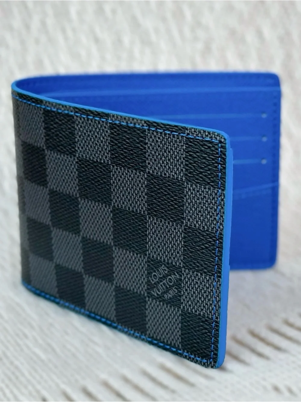 Louis Vuitton Slender Wallet in Damier Graphite canvas with blue leather lining - Picture 2 of 7